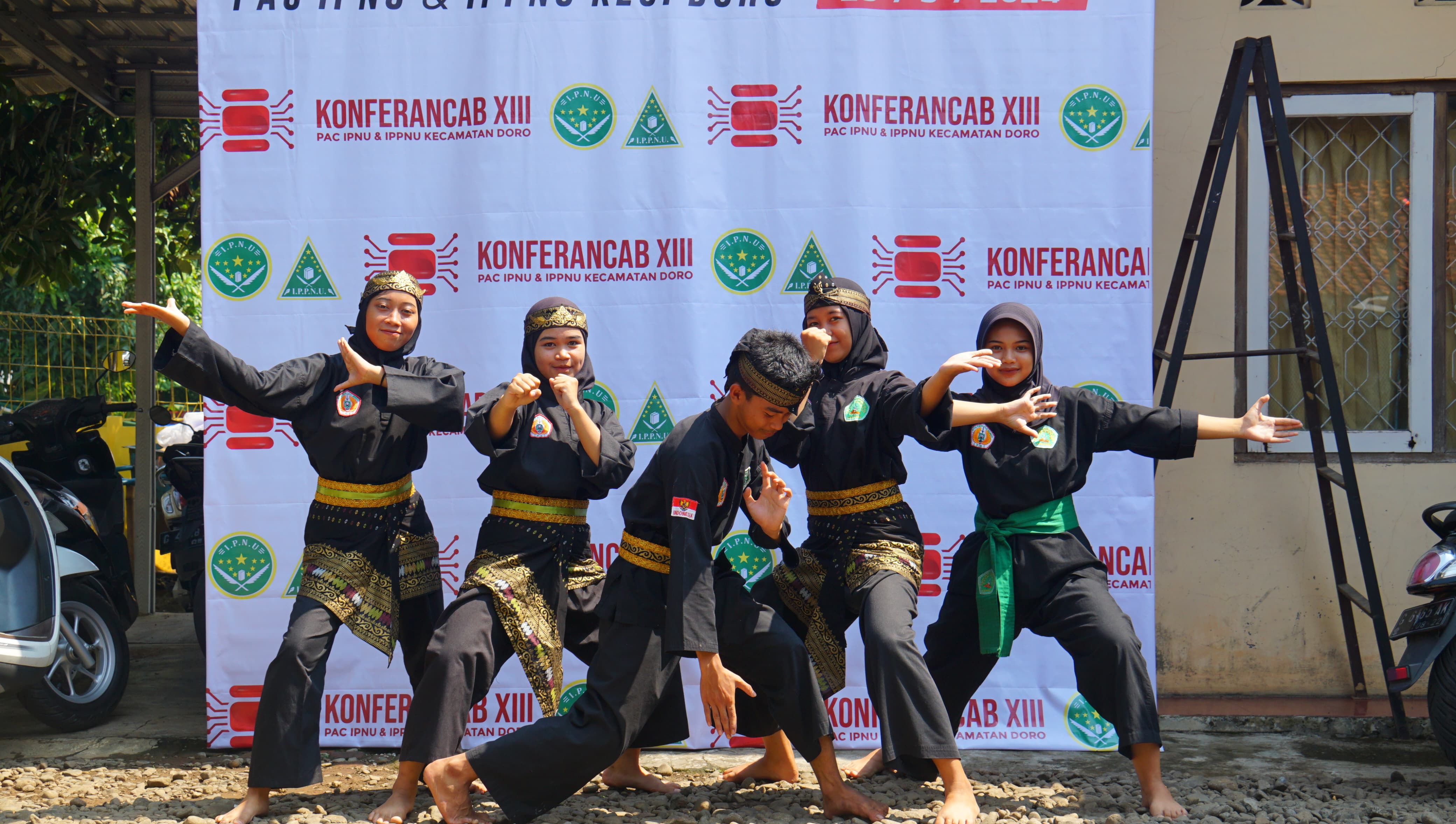 foto kepala sekolah